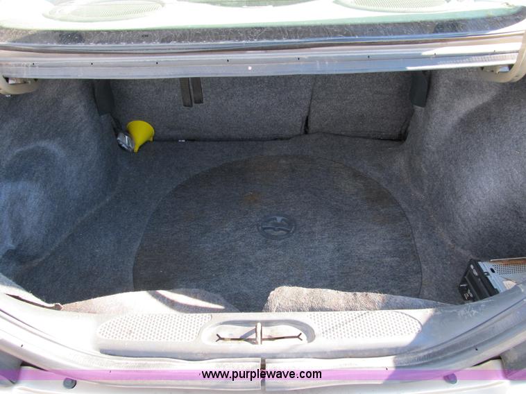 image for item B2517 2001 Pontiac Grand Am SE