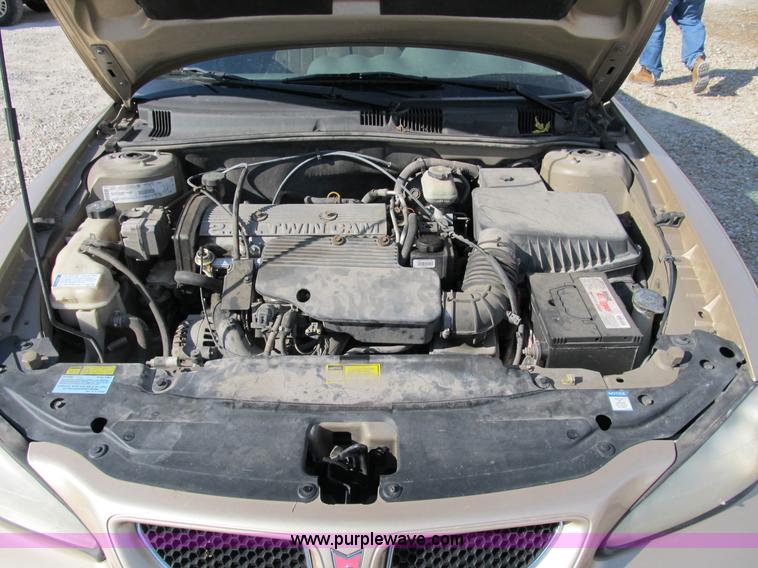 image for item B2517 2001 Pontiac Grand Am SE