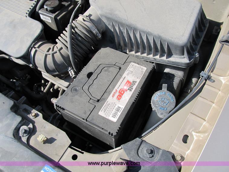 image for item B2517 2001 Pontiac Grand Am SE