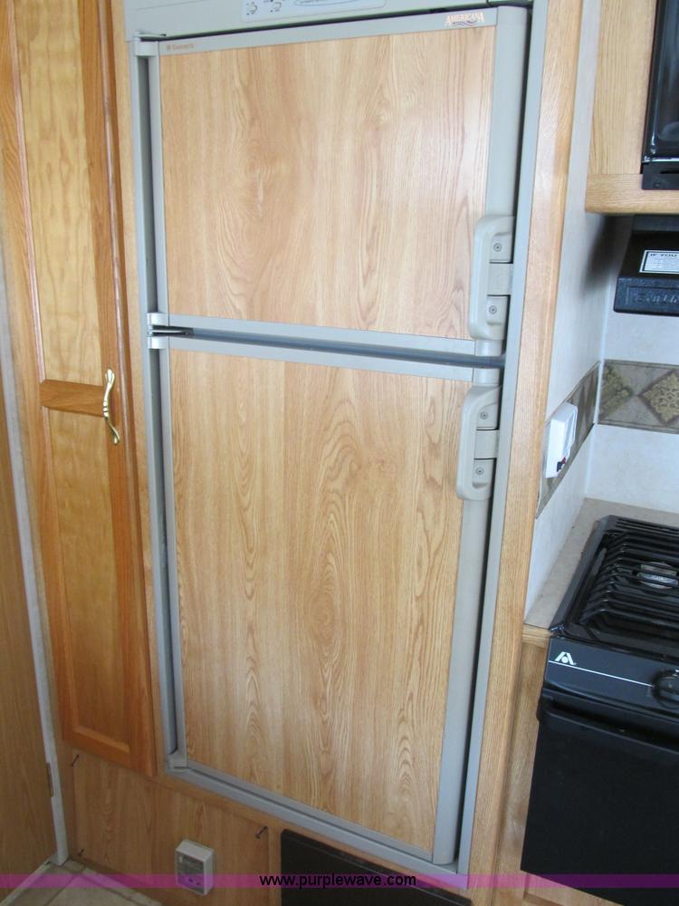 image for item B2519 2002 Keystone Sport Hornet camper