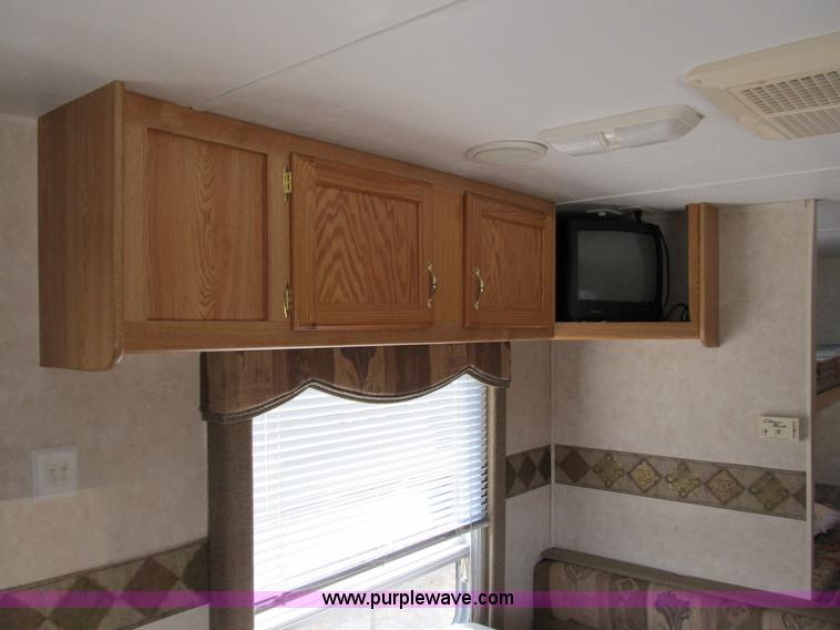 image for item B2519 2002 Keystone Sport Hornet camper