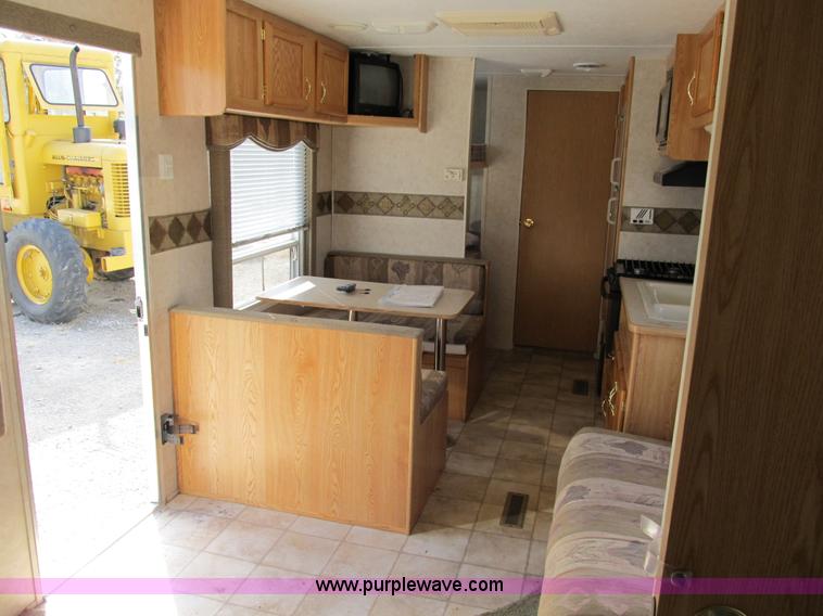 image for item B2519 2002 Keystone Sport Hornet camper