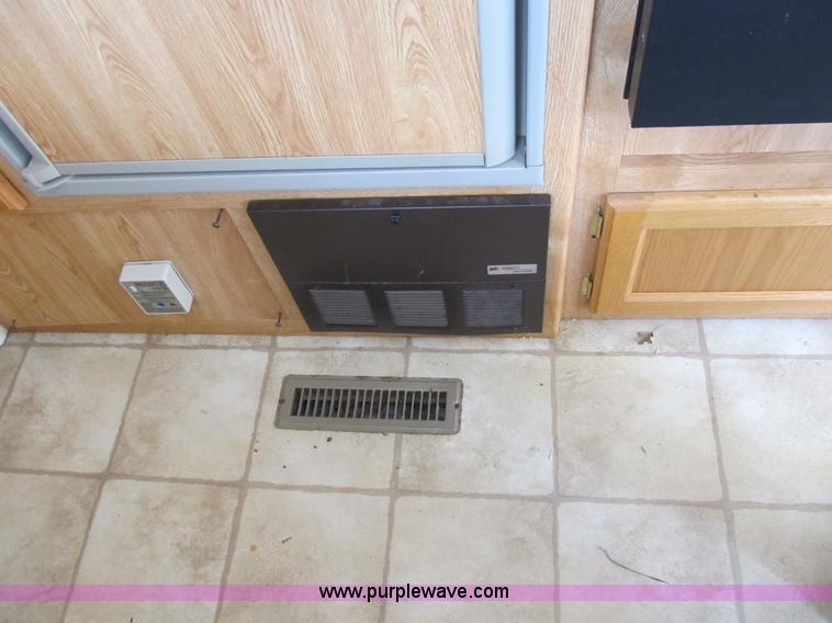 image for item B2519 2002 Keystone Sport Hornet camper