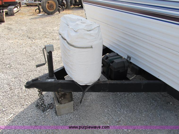 image for item B2519 2002 Keystone Sport Hornet camper