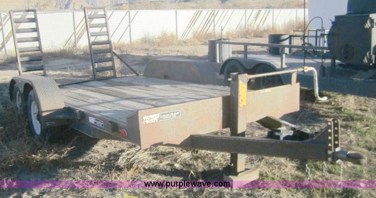 image for item B3026 2000 Mac-lander ET-1406 14' trailer