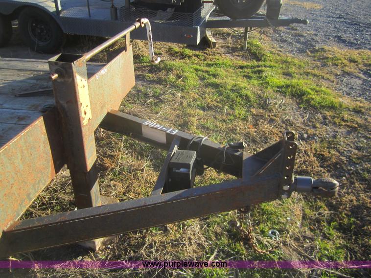 image for item B3026 2000 Mac-lander ET-1406 14' trailer