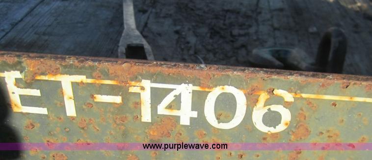 image for item B3026 2000 Mac-lander ET-1406 14' trailer