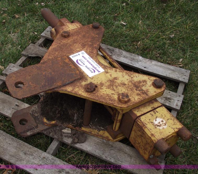 image for item B6022 Hydraulic breaker