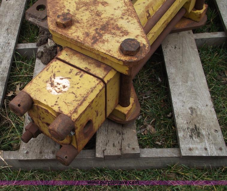 image for item B6022 Hydraulic breaker