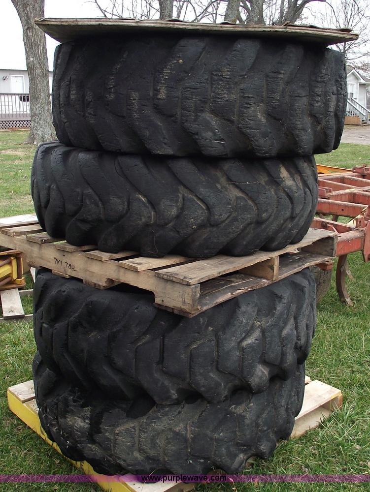 image for item B6023 (4) 15.5/25L2 tires