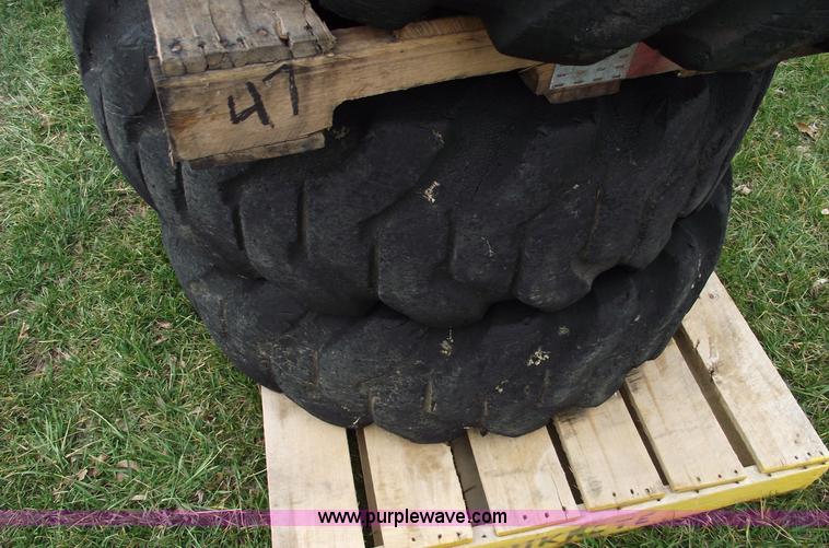 image for item B6023 (4) 15.5/25L2 tires