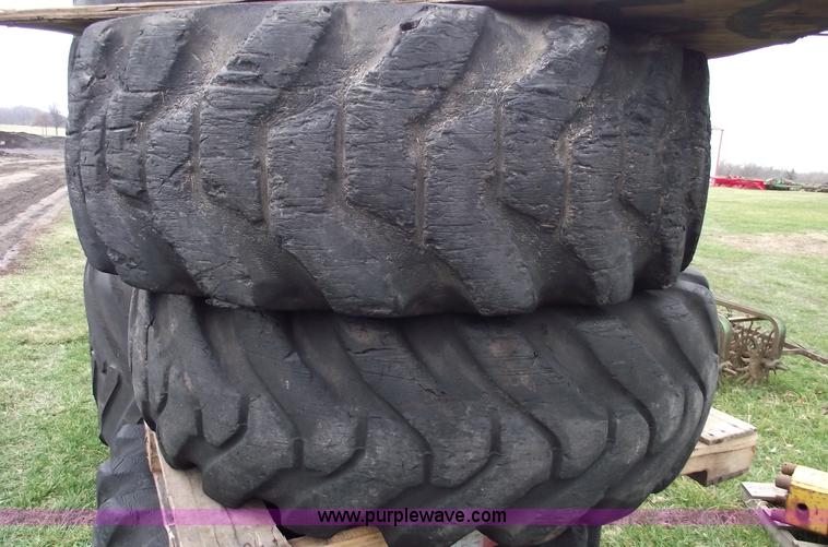 image for item B6023 (4) 15.5/25L2 tires