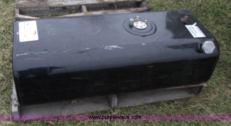image for item B6032 2003 49 gallon diesel fuel tank