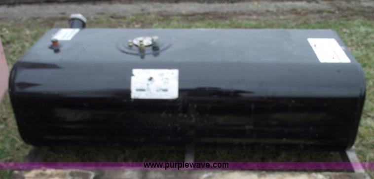image for item B6032 2003 49 gallon diesel fuel tank