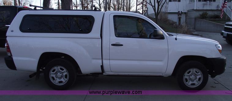 image for item B6045 2011 Toyota Tacoma pickup truck