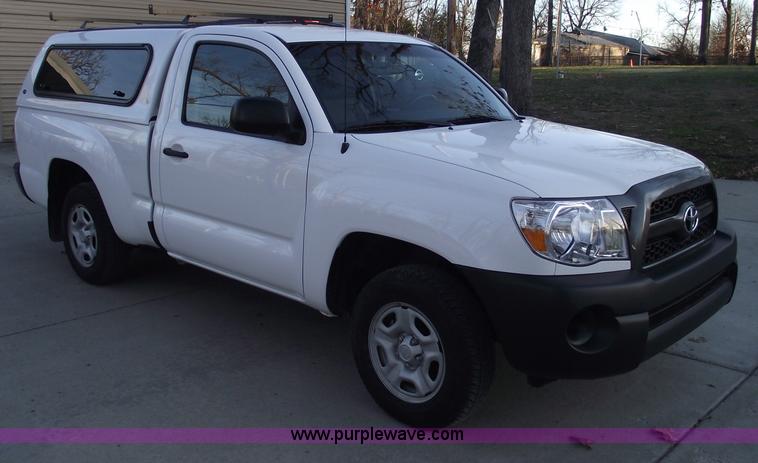 image for item B6045 2011 Toyota Tacoma pickup truck