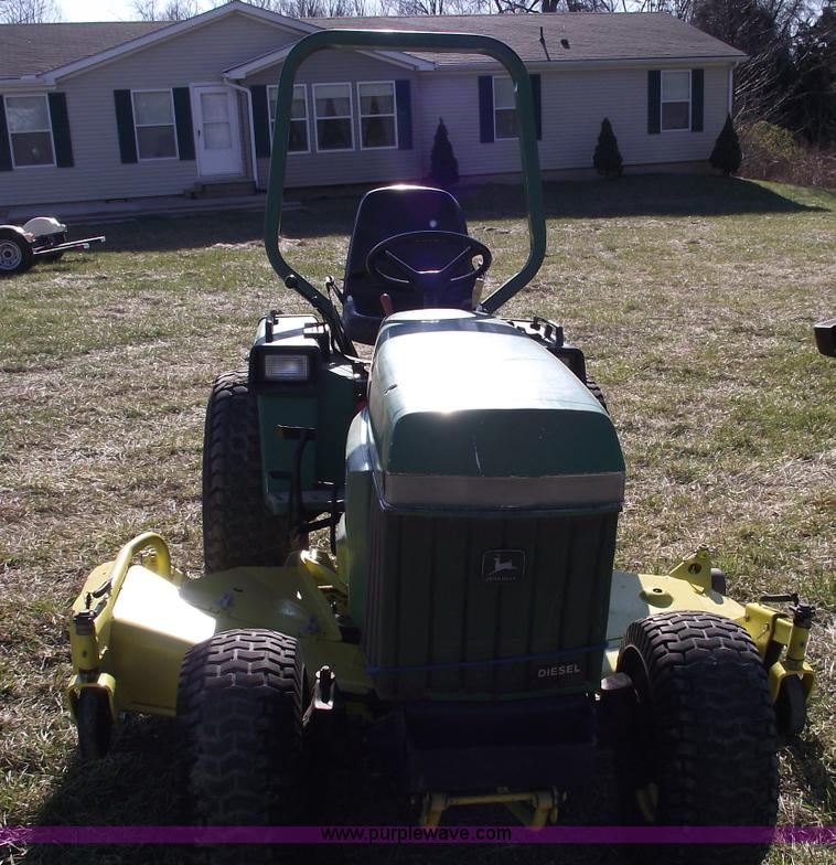 image for item B6048 John Deere 855 lawn tractor