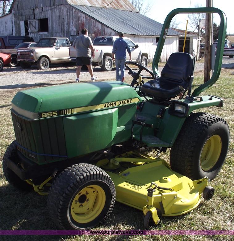 image for item B6048 John Deere 855 lawn tractor