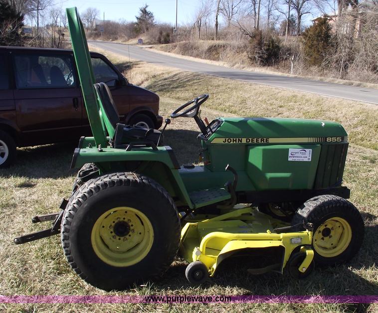 image for item B6048 John Deere 855 lawn tractor