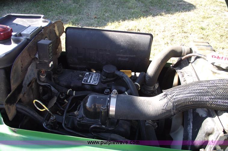 image for item B6048 John Deere 855 lawn tractor