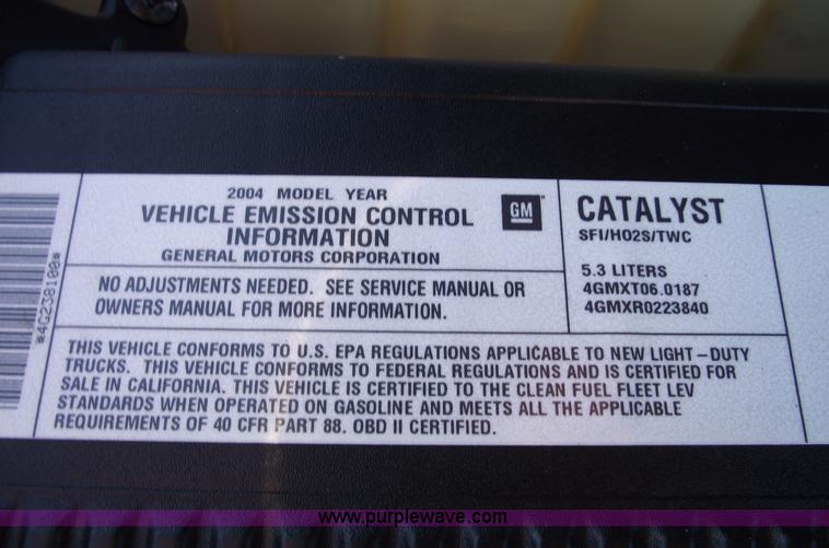 image for item B6055 2004 Chevrolet Avalanche 1500