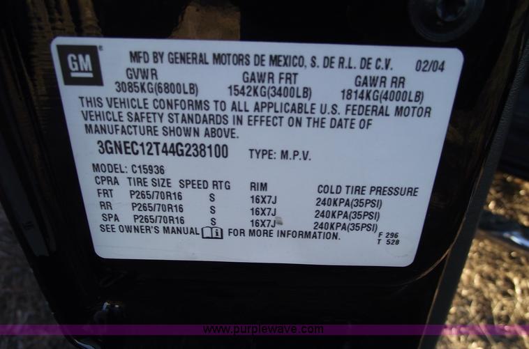 image for item B6055 2004 Chevrolet Avalanche 1500