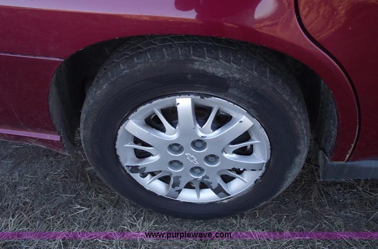 image for item B6056 2005 Chevrolet Impala