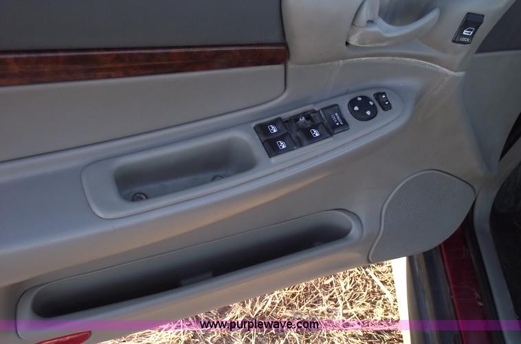 image for item B6056 2005 Chevrolet Impala