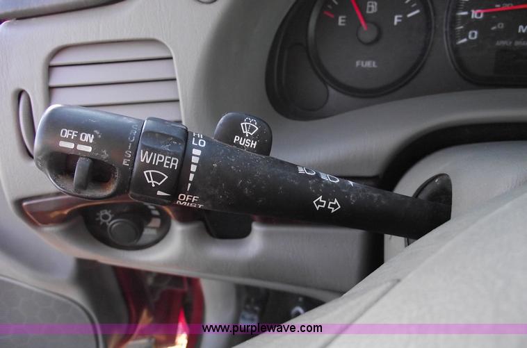 image for item B6056 2005 Chevrolet Impala