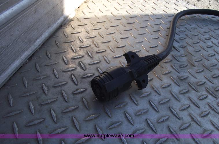 image for item B6092 2007 Featherlite 3111 aluminum trailer