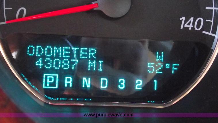 image for item B6104 2006 Buick Lucerne CXL