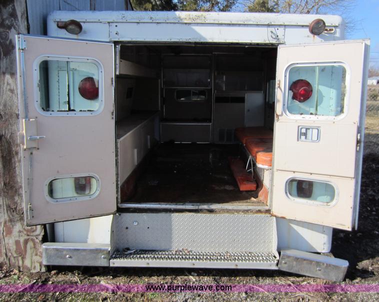 image for item B9065 Stratus ambulance body