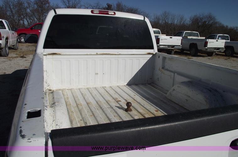 image for item C5885 2002 GMC Sierra K1500 SLT Z-71 extended cab pickup truck