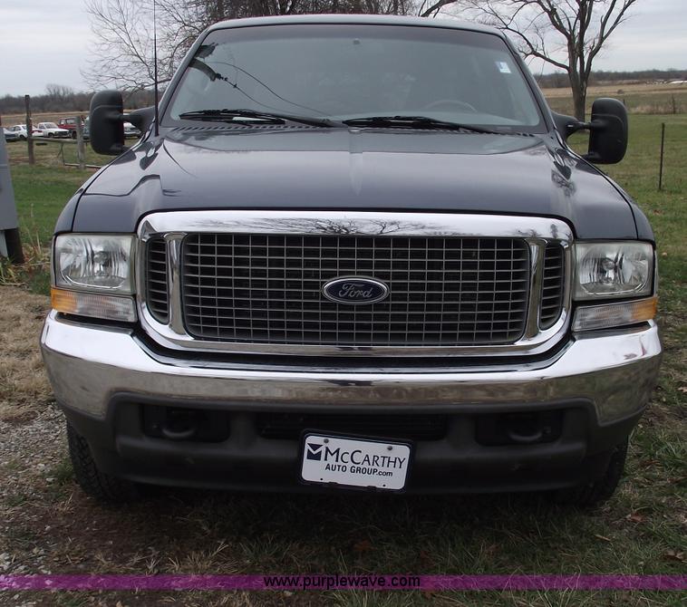 image for item C5942 2002 Ford Excursion XLT SUV