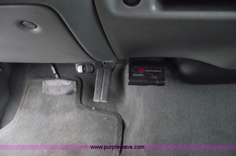 image for item C5942 2002 Ford Excursion XLT SUV