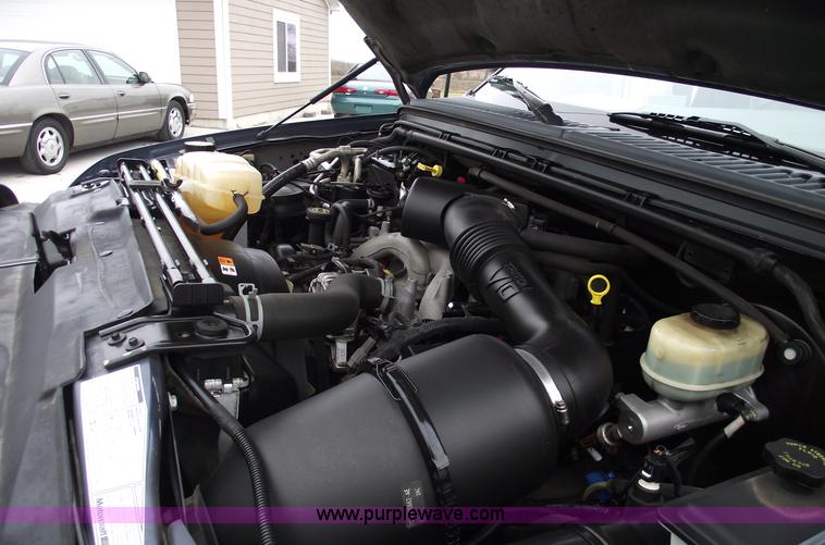 image for item C5942 2002 Ford Excursion XLT SUV