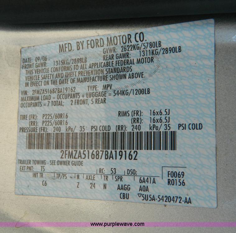 image for item D8522 2007 Ford Freestar SE mini van