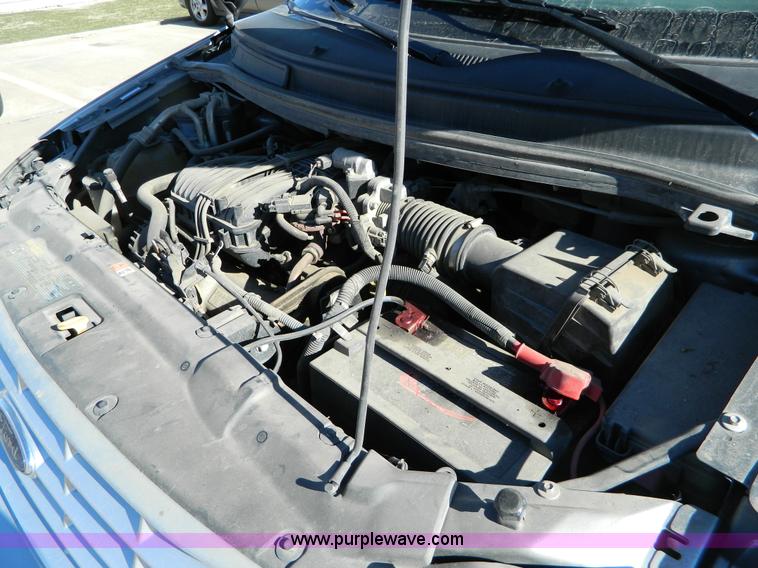 image for item D8522 2007 Ford Freestar SE mini van