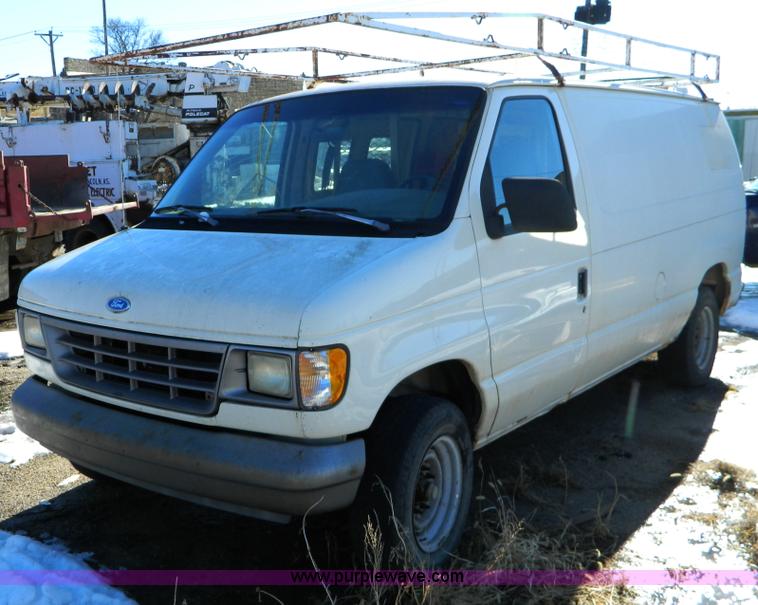 image for item D8686 1992 Ford E250 Econoline  cargo van