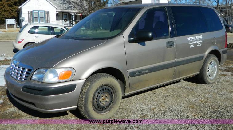 image for item D8687 1998 Chevrolet Venture  van