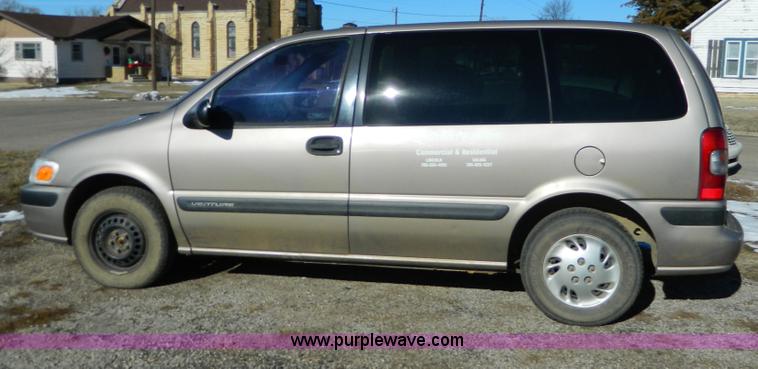 image for item D8687 1998 Chevrolet Venture  van