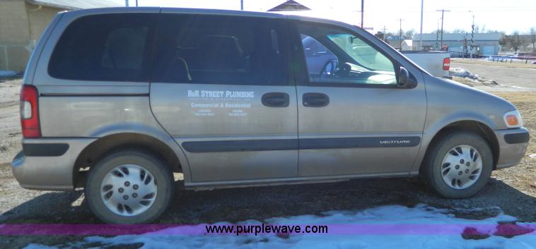image for item D8687 1998 Chevrolet Venture  van