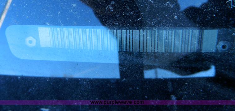 image for item D8687 1998 Chevrolet Venture  van