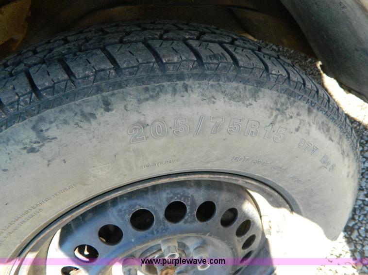 image for item D8687 1998 Chevrolet Venture  van