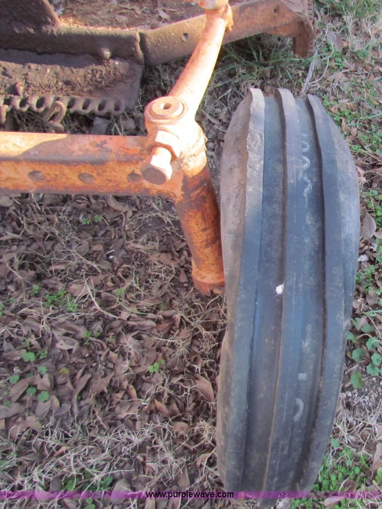 image for item D9125 1952 Allis Chalmers CA tractor