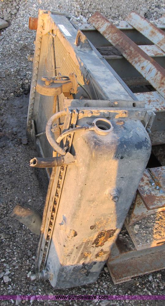 image for item D9281 1981 Ford L9000 Louisville radiator