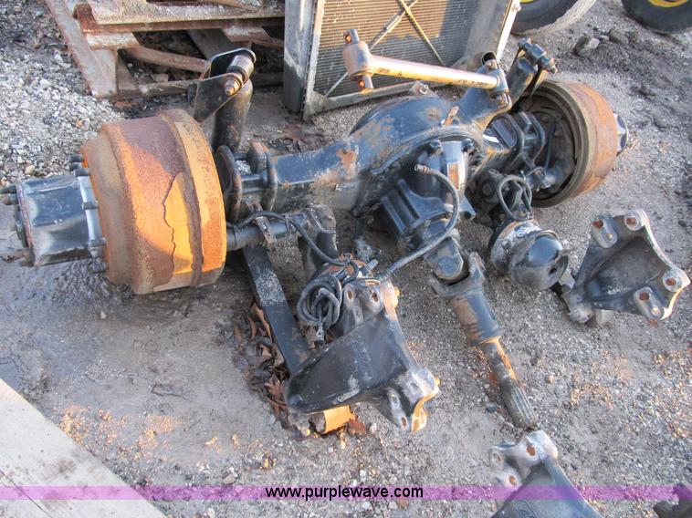 image for item D9282 2000 Freightliner FL120 rear, rear end