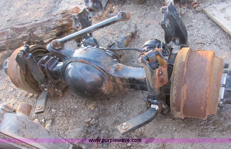 image for item D9282 2000 Freightliner FL120 rear, rear end