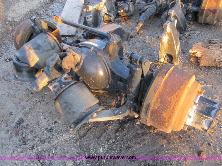 image for item D9283 2000 Freightliner FL120 front, rear end