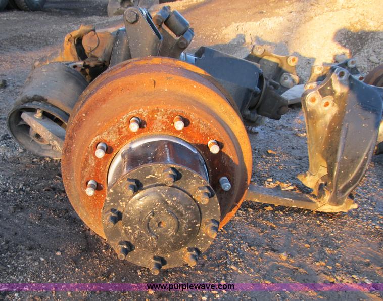 image for item D9283 2000 Freightliner FL120 front, rear end